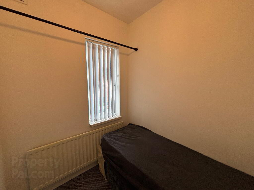 Photo 9 of 165 Parkgate Avenue, Belfast