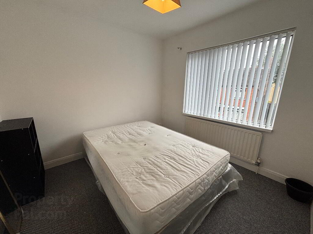 Photo 8 of 165 Parkgate Avenue, Belfast