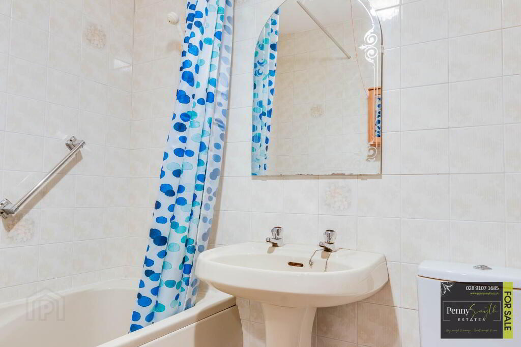 Photo 25 of 18 Ballyholme Court, Bangor