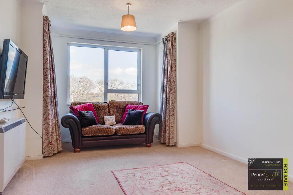 Photo 12 of 18 Ballyholme Court, Bangor