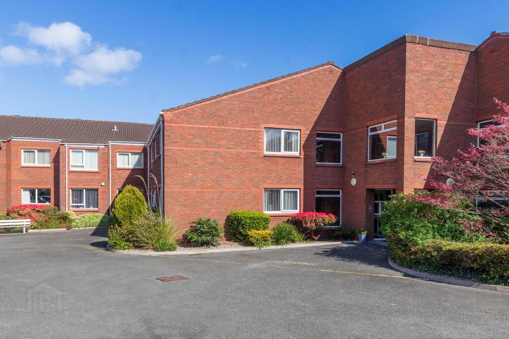 Photo 3 of 18 Ballyholme Court, Bangor