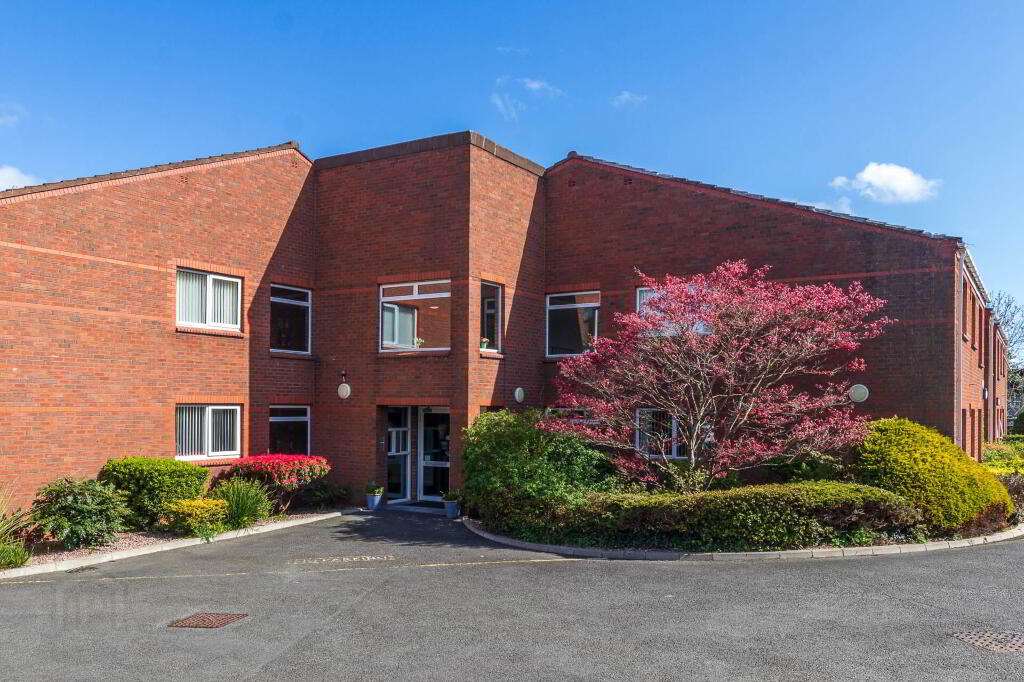 Photo 4 of 18 Ballyholme Court, Bangor