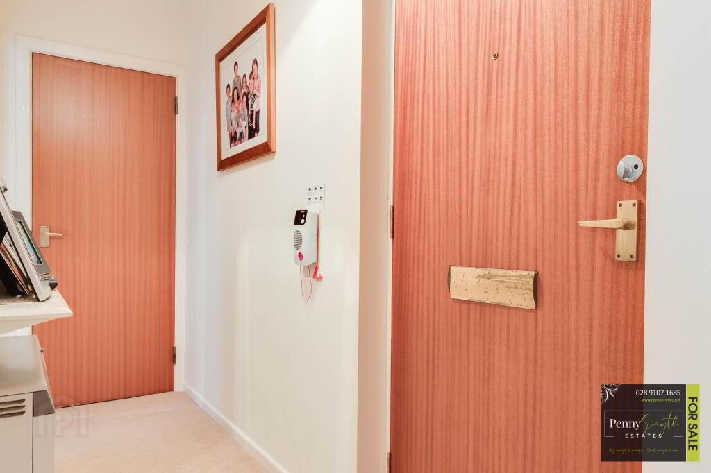 Photo 11 of 18 Ballyholme Court, Bangor