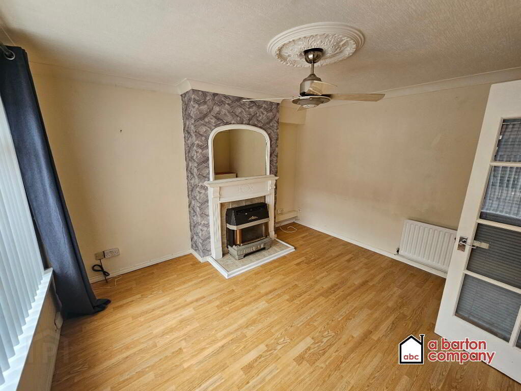 Photo 2 of 11 Canton Court, Ballymacarret, Belfast