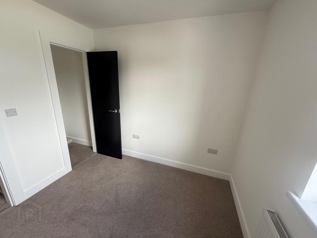 Photo 11 of 17a Foyle Crescent, Newbuildings, L'Derry