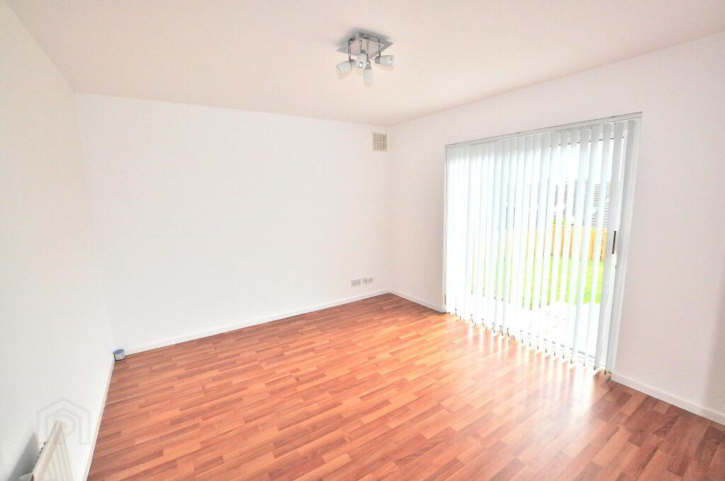 Photo 9 of 32 Mayfield Walk, Newtownabbey