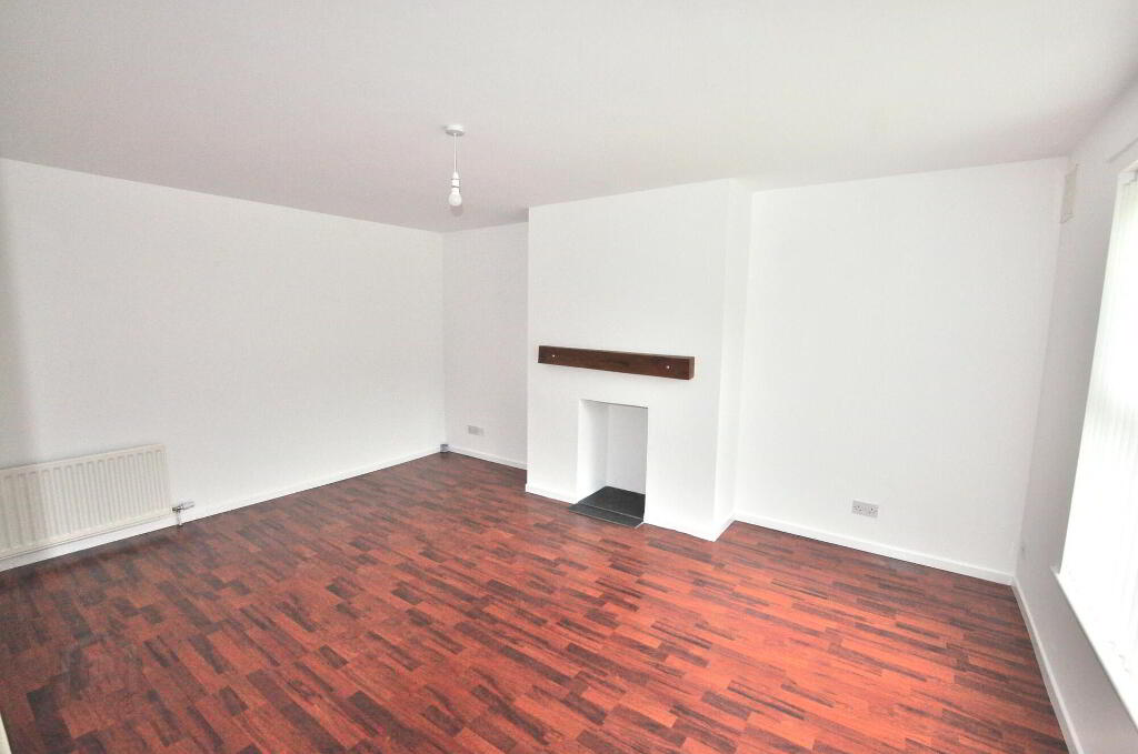 Photo 4 of 32 Mayfield Walk, Newtownabbey