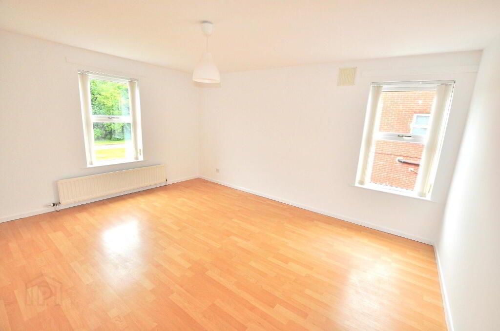 Photo 19 of 32 Mayfield Walk, Newtownabbey