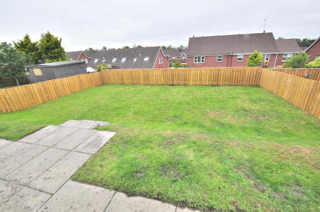 Photo 20 of 32 Mayfield Walk, Newtownabbey