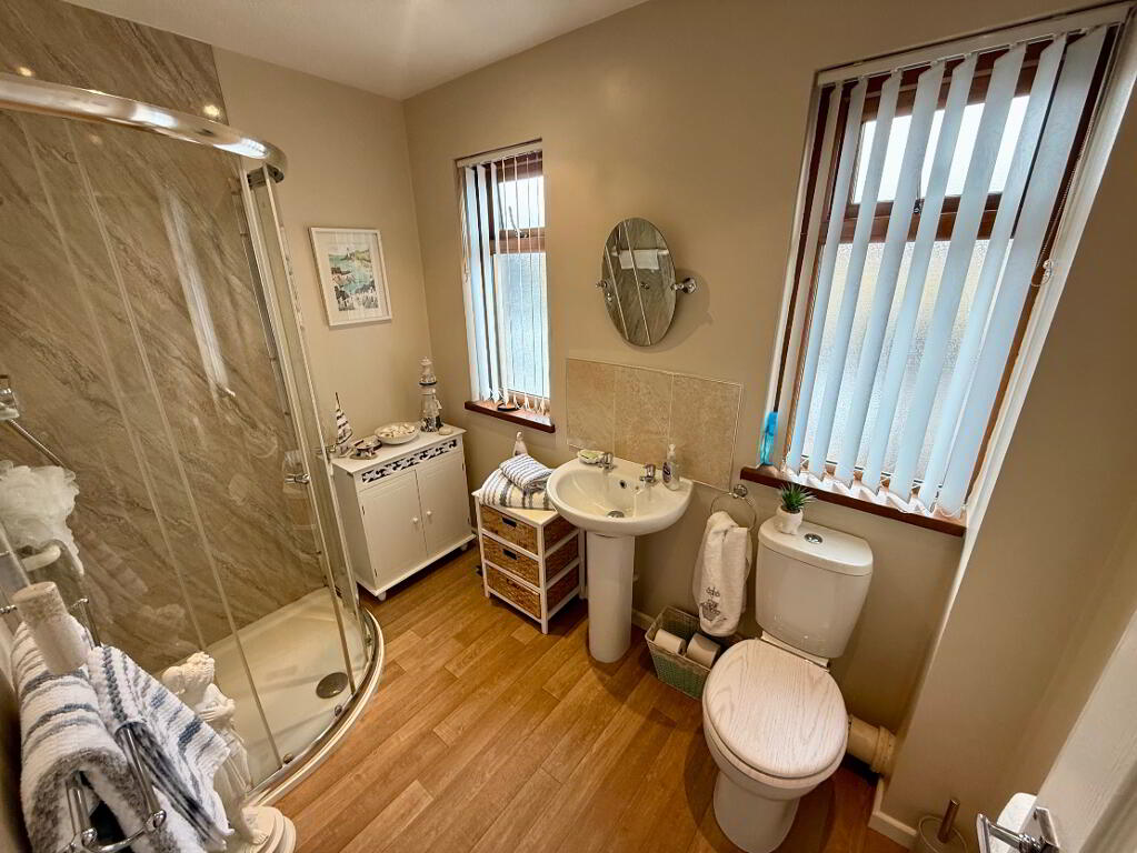 Photo 12 of 81 Seymour Gardens, Waterside, L’derry