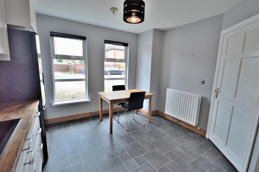 Photo 6 of 38 Balmoral Square, Bangor
