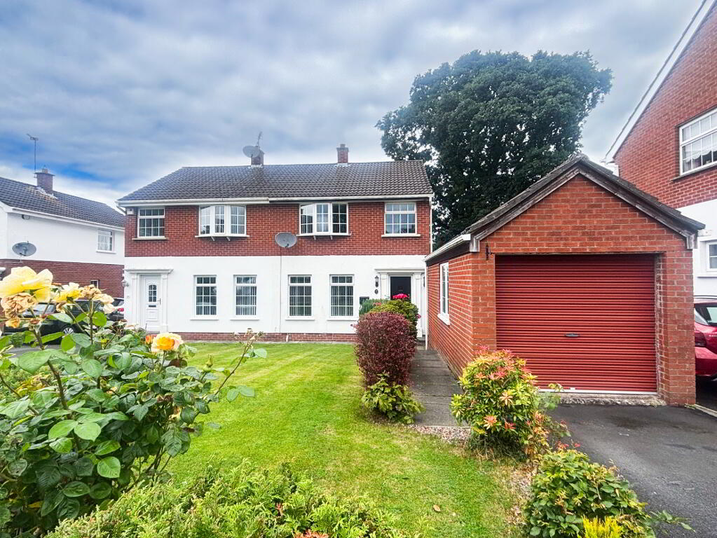 Photo 1 of 21 Oakglen Antrim, Antrim