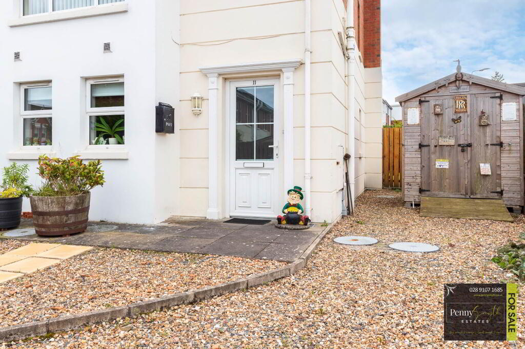 Photo 2 of 11 Upritchard Court, Bangor