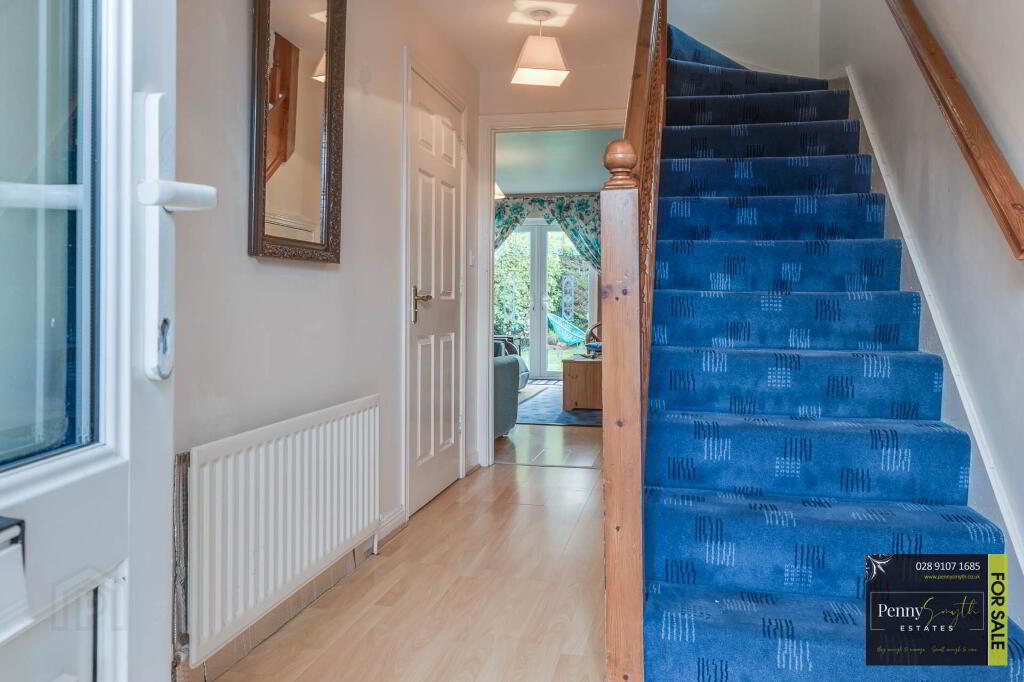 Photo 3 of 11 Upritchard Court, Bangor