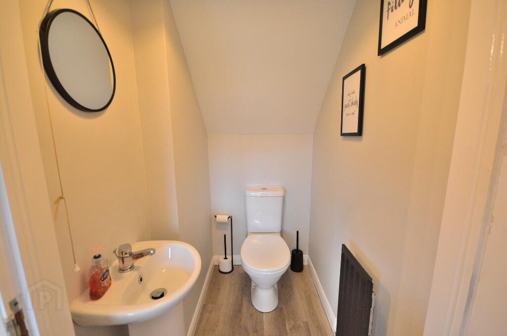Photo 8 of 29 Stonebridge Square, Conlig, Newtownards