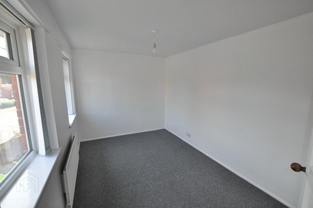 Photo 8 of 39 Breda Road, Belfast