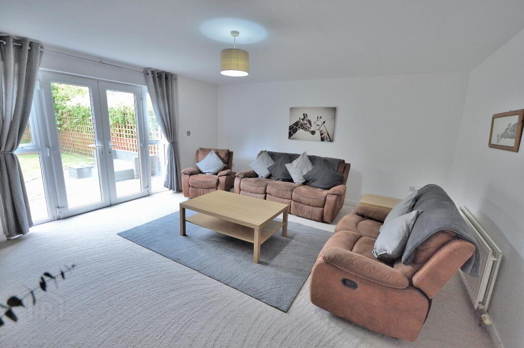 Photo 5 of 9 Upritchard Court, Bangor
