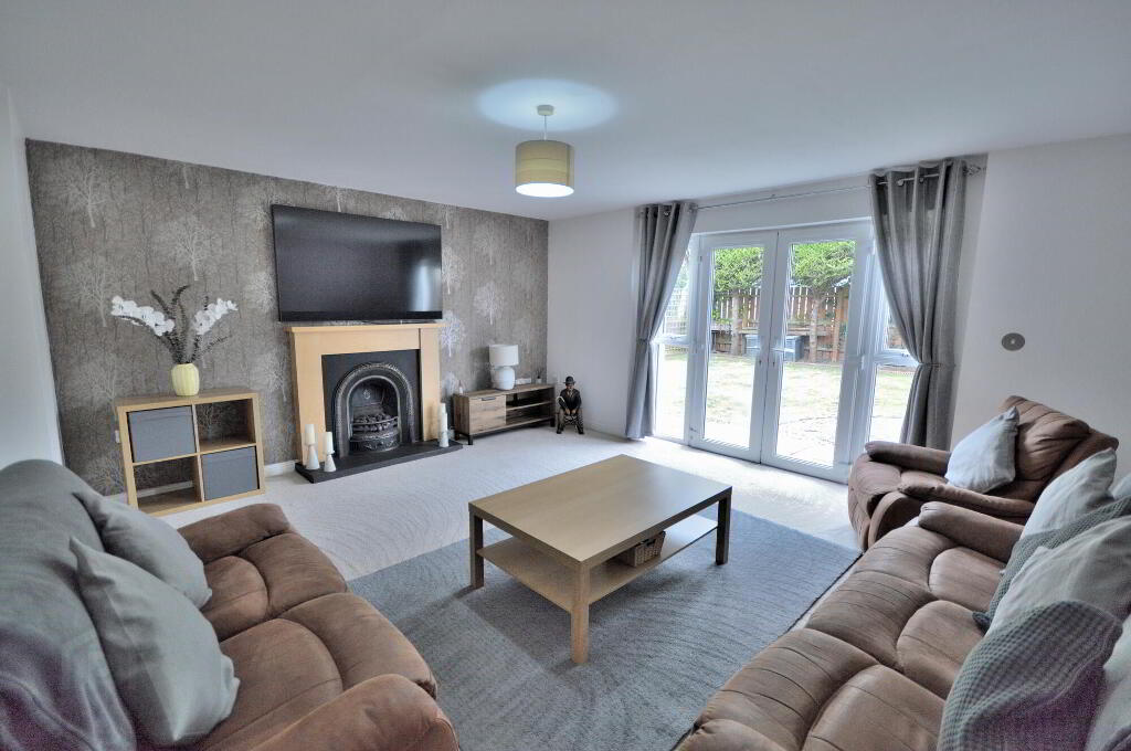 Photo 4 of 9 Upritchard Court, Bangor