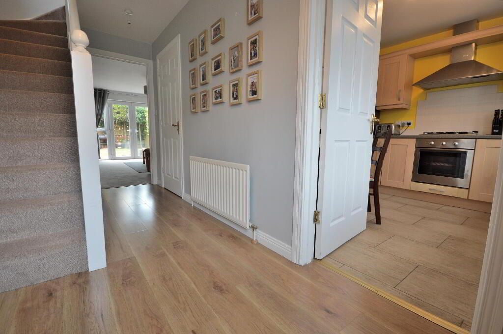 Photo 3 of 9 Upritchard Court, Bangor