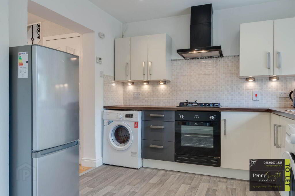 Photo 11 of 121 Rathgael Road, Bangor