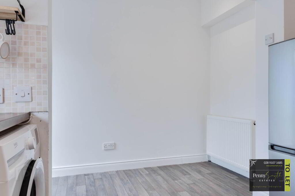 Photo 14 of 121 Rathgael Road, Bangor