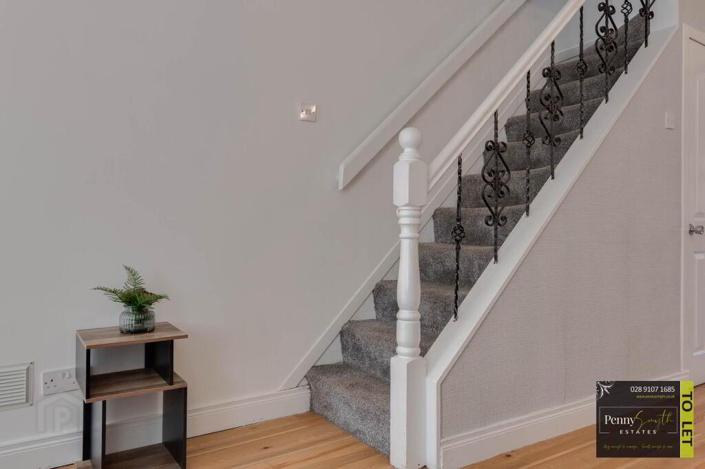Photo 15 of 121 Rathgael Road, Bangor