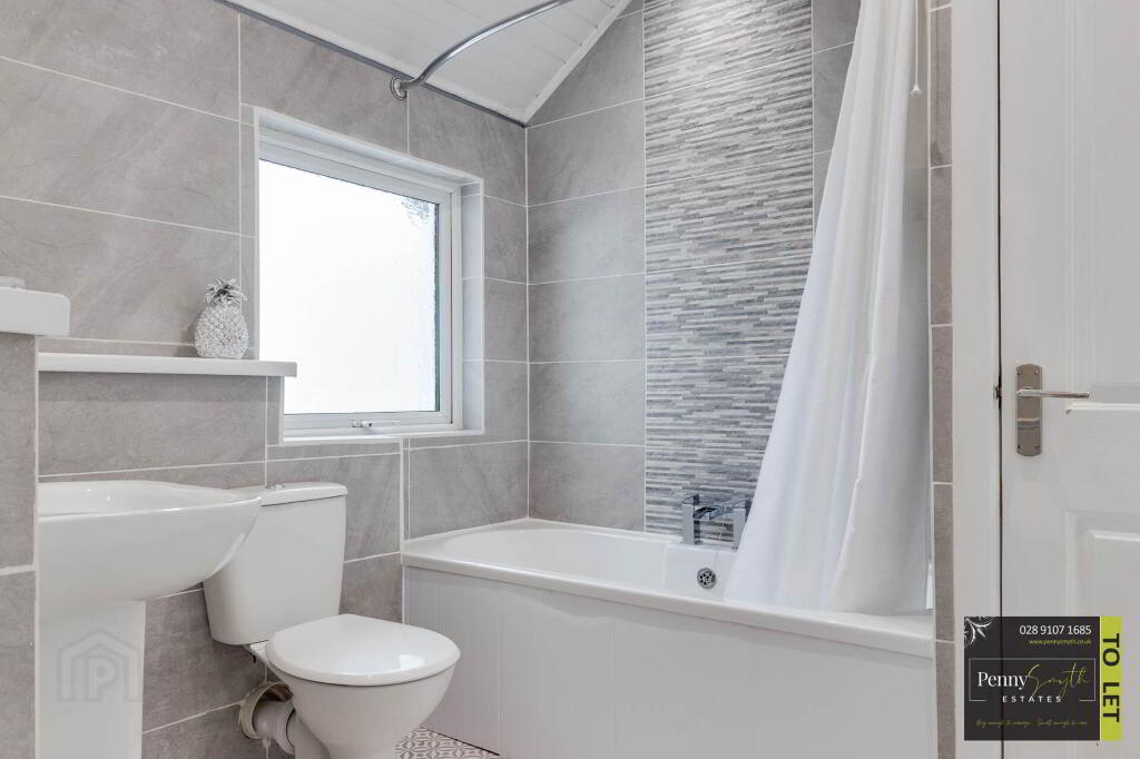Photo 24 of 121 Rathgael Road, Bangor