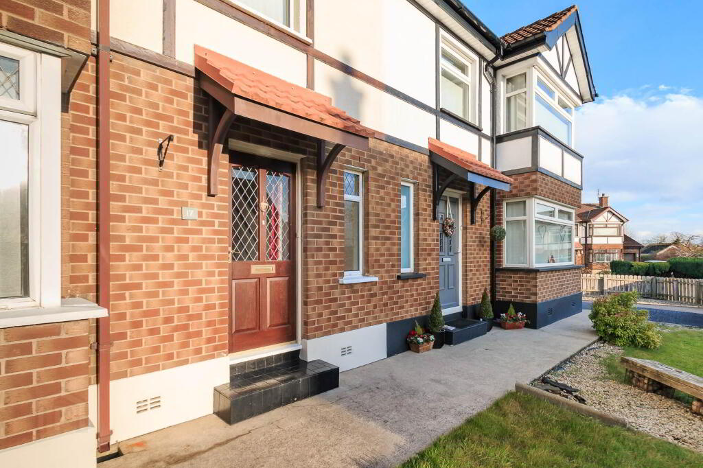 Photo 2 of 17 Woodford Grange, Bangor
