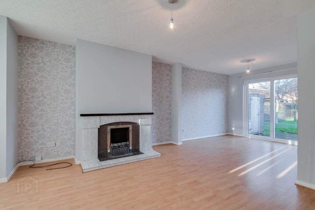 Photo 5 of 17 Woodford Grange, Bangor