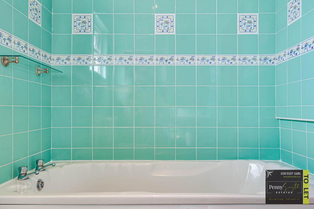 Photo 30 of 165 Belfast Road, Bangor