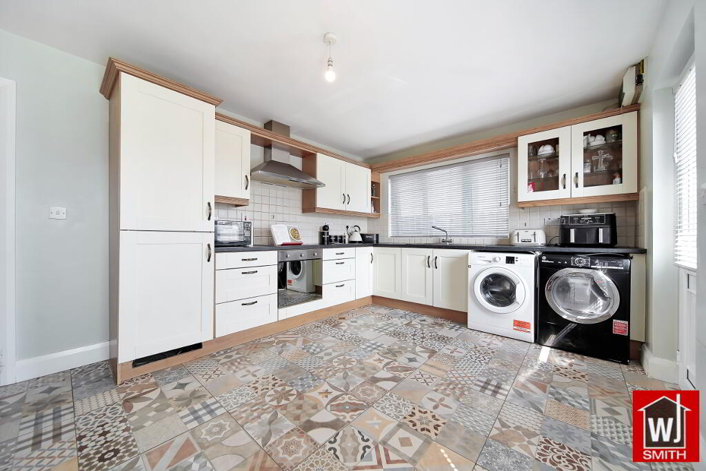 Photo 11 of 42 Ashleigh Court, Castlederg