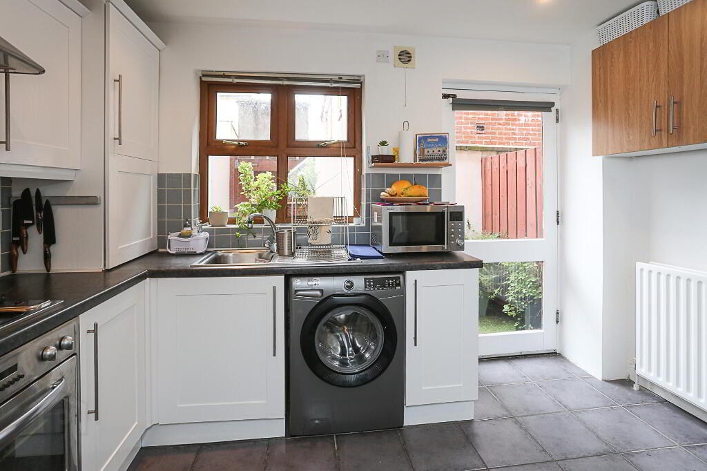 Photo 8 of 1e Clara Avenue, Belfast