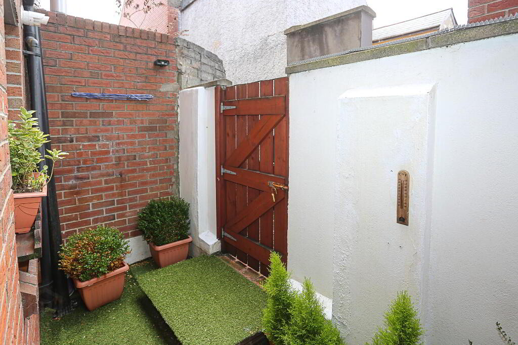 Photo 32 of 1e Clara Avenue, Belfast