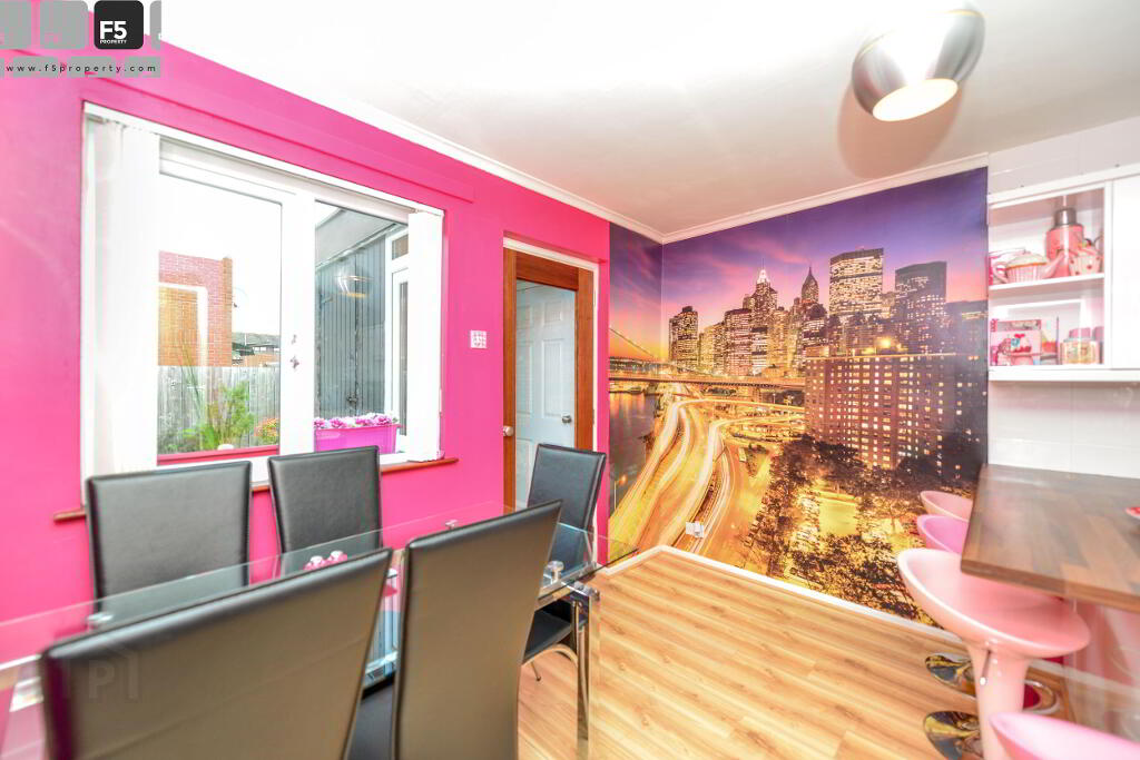 10 Renfrew Walk - F5 Property - To let--5744