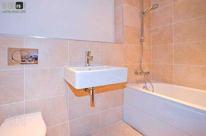 Bathroom (2)