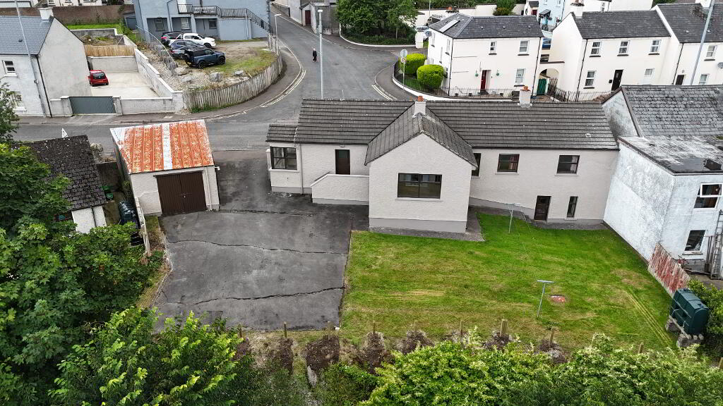 Photo 33 of 26 St Eugenes Street, Newtownstewart, Omagh