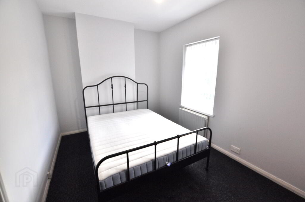 Photo 10 of 153 York Road, Belfast