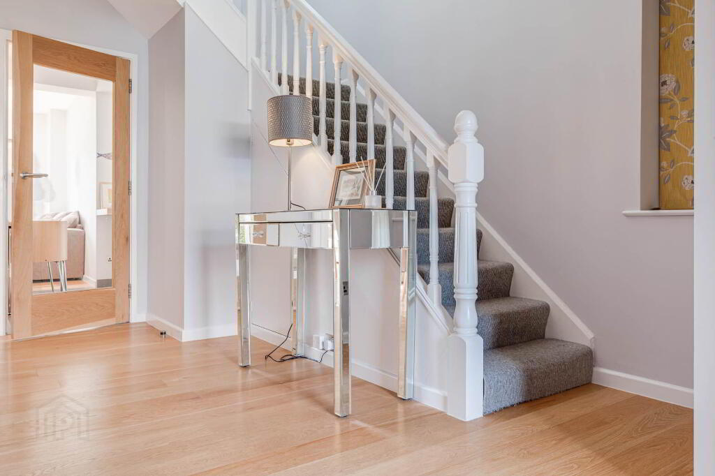 Photo 4 of 35 Donard Avenue, Bangor