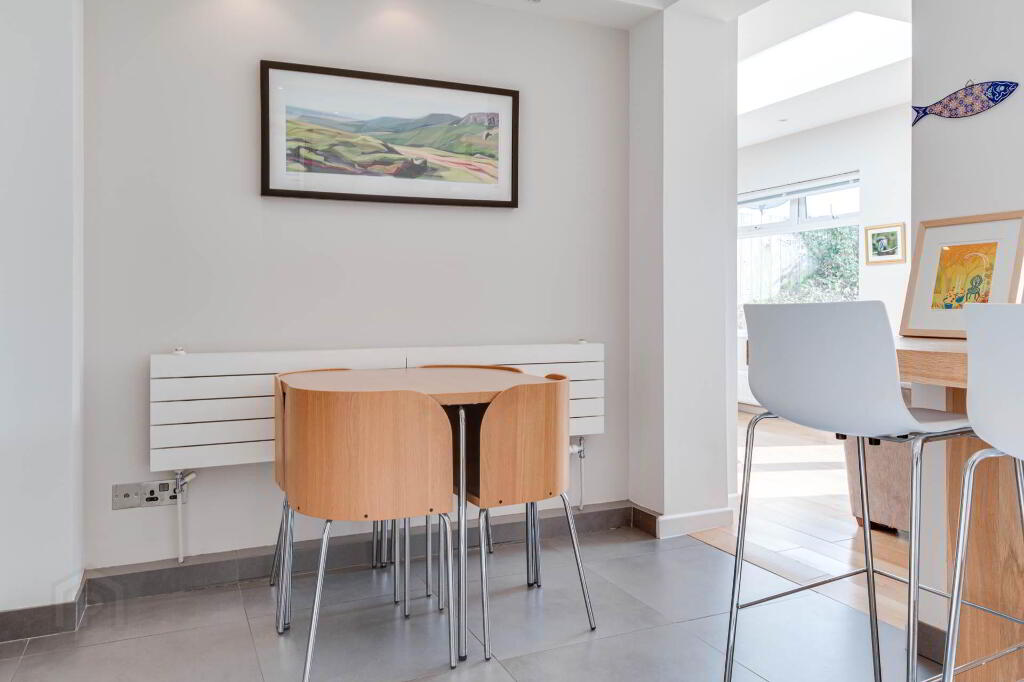 Photo 13 of 35 Donard Avenue, Bangor