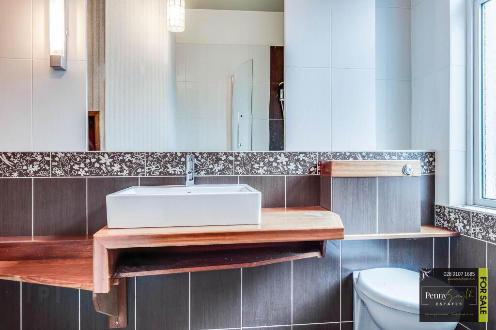 Photo 22 of 49 Grove Park, Bangor