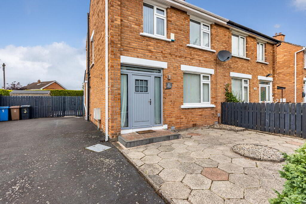 Photo 2 of 35 Sandhill Parade, Belfast