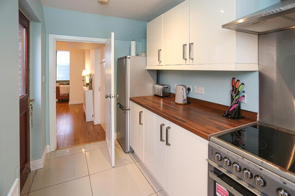 Photo 11 of 23 Toronto Street, Belfast