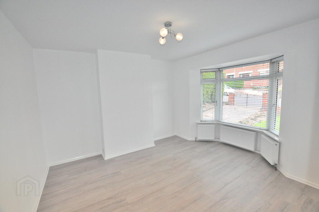 Photo 3 of 41 Orangefield Lane, Belfast