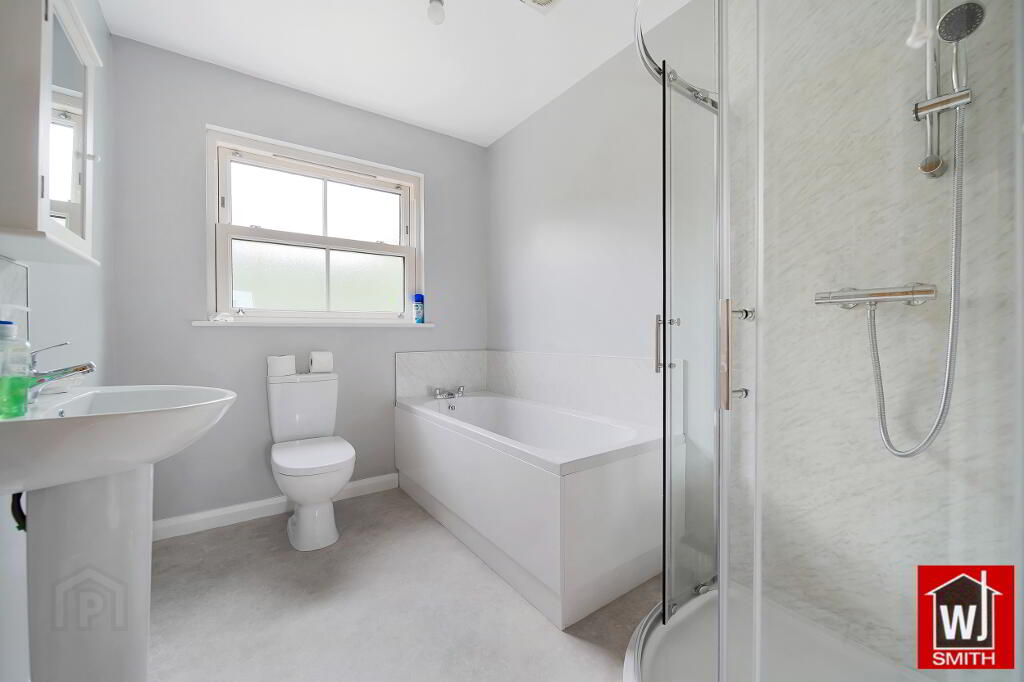 Photo 33 of 3 Riverview Close, Newtownstewart