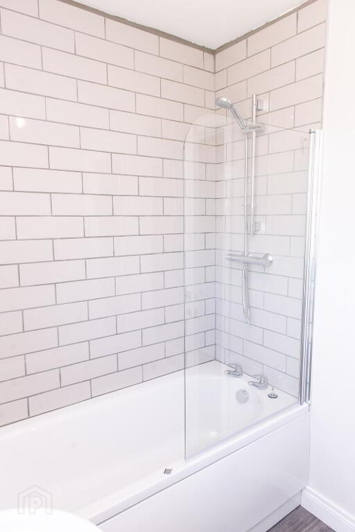 Photo 8 of 1a Leven Crescent, Belfast