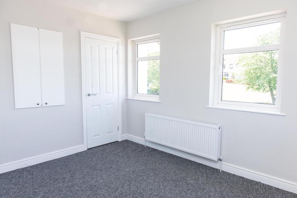 Photo 11 of 1a Leven Crescent, Belfast