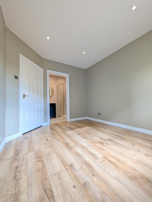 Photo 16 of 26 Roden Court, Bryansford, Newcastle