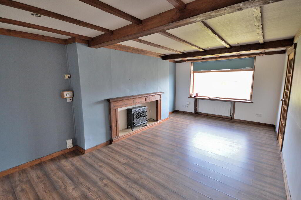 Photo 3 of 68 Donaghadee Road, Newtownards
