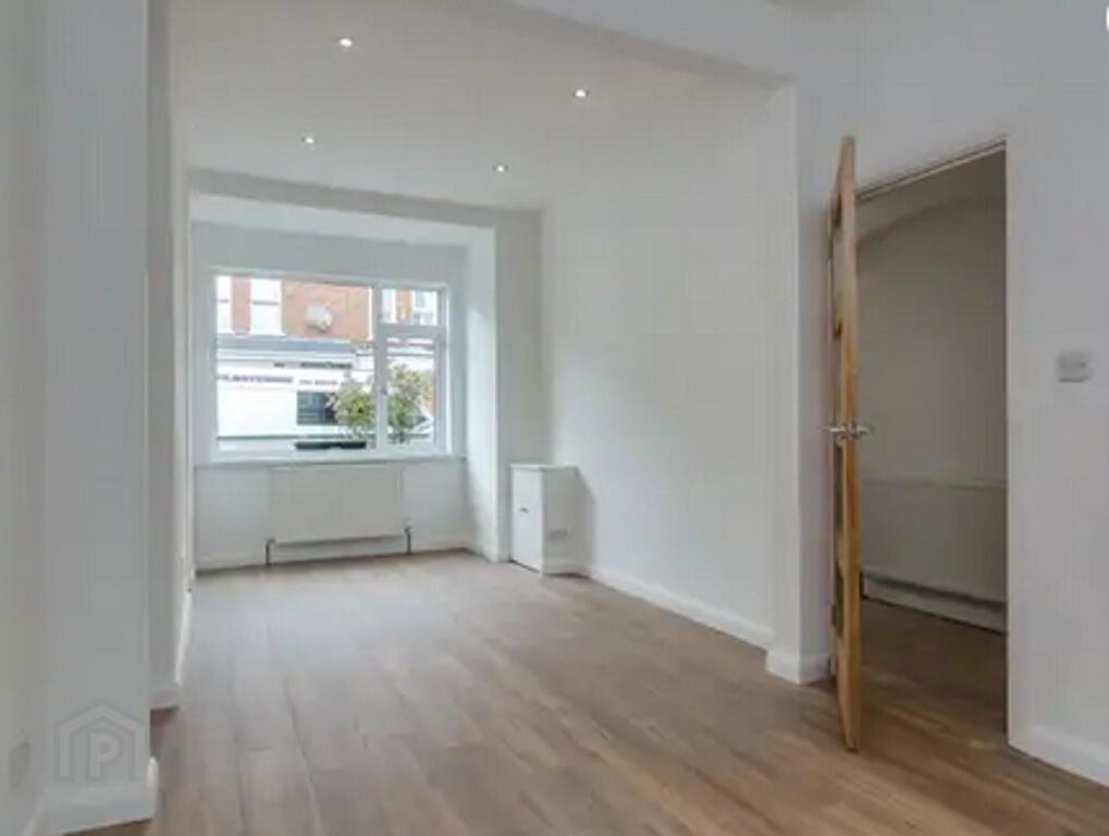 Photo 3 of 52 Oberon Street, Belfast