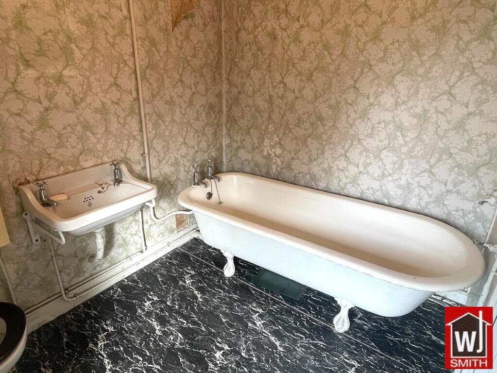 Photo 22 of 37 Upper Strabane Road, Castlederg